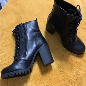 Soda heeled boots